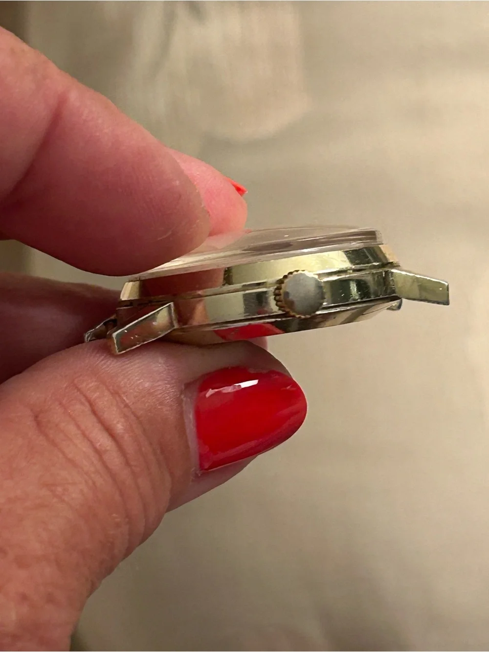 Vintage Gold Harvester Manual Mens Watch Works shows date